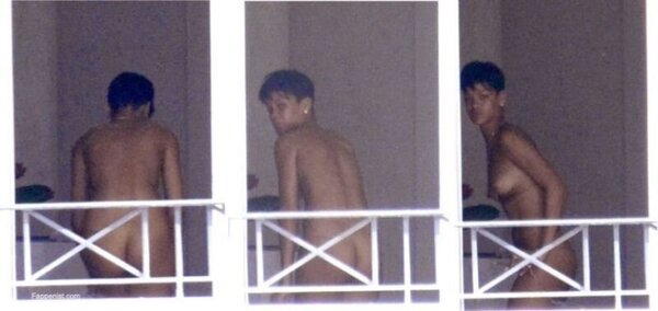 Rihanna Nude Photo Collection Leak  (107).jpg