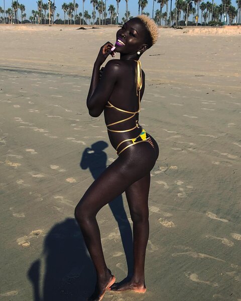 black-african-girls-fngml-96.jpg